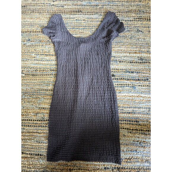 NWT M Urban Outfitters Grey Ruffle T shirt Shift Dress Mini Scoop Neck - Picture 2 of 7